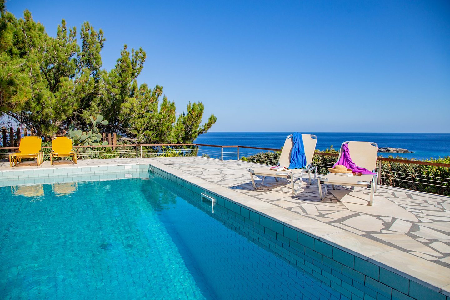 Pool and gardens 10