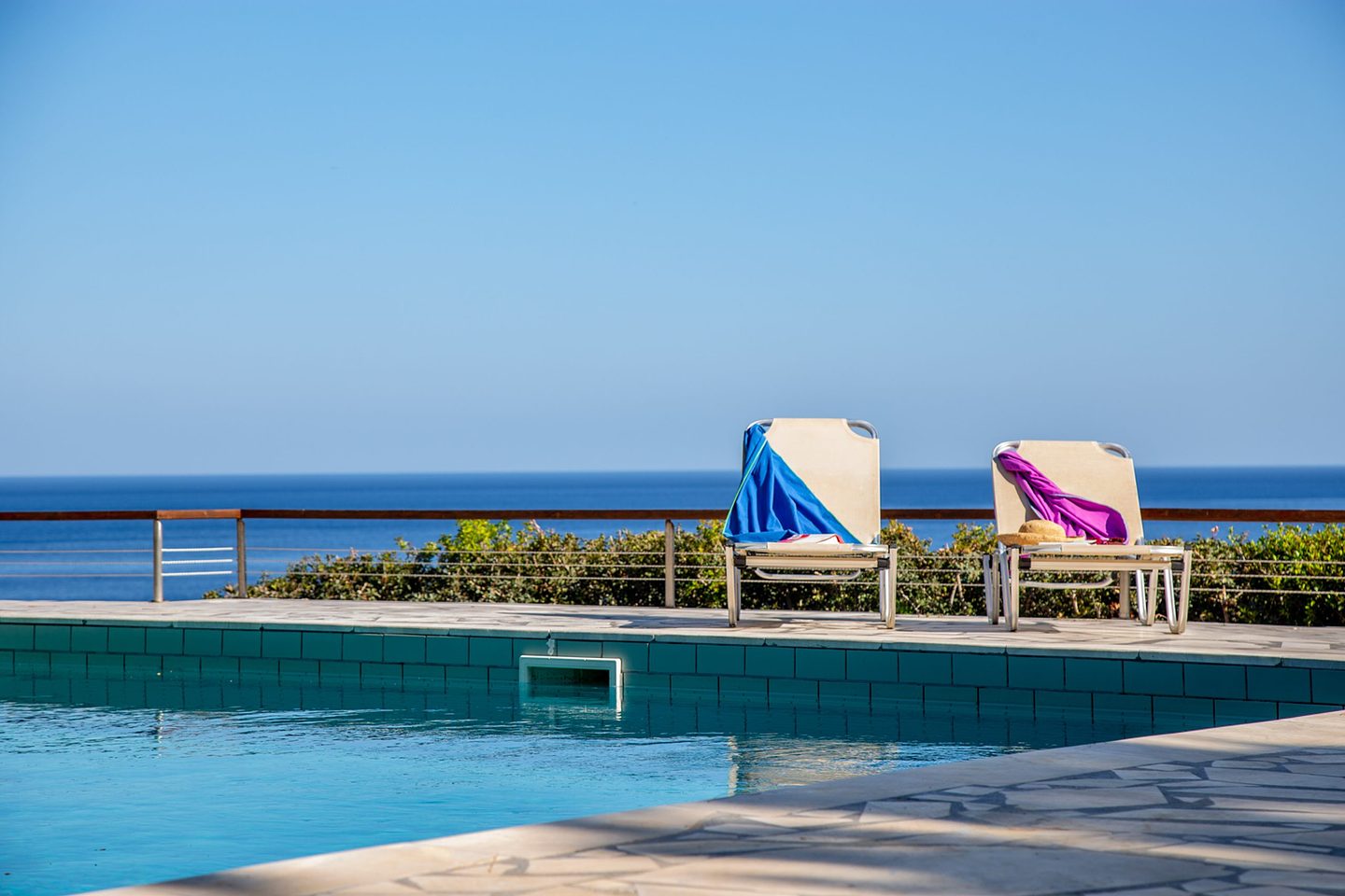 Pool and gardens 19