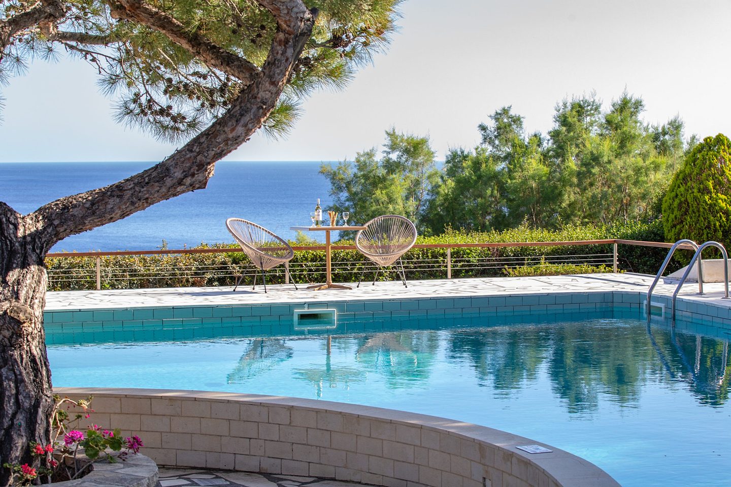 Pool and gardens 27